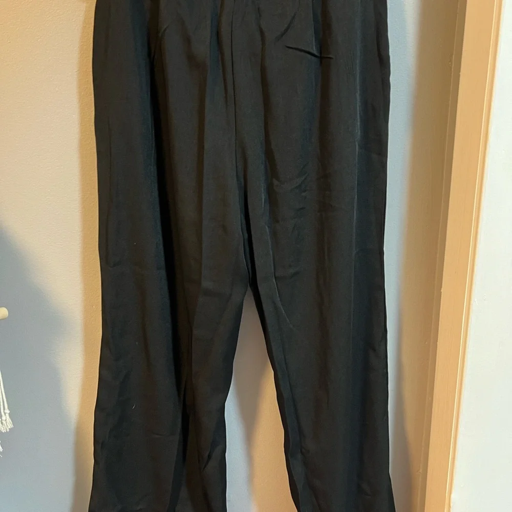 Fashion Nova benji belted Black Trousers - Picture 4 of 4